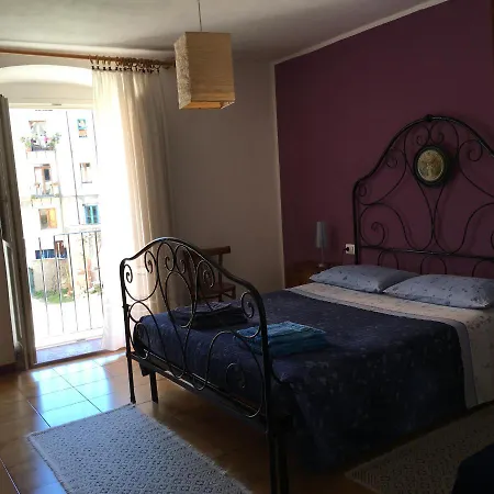 Casa Brujana 3*